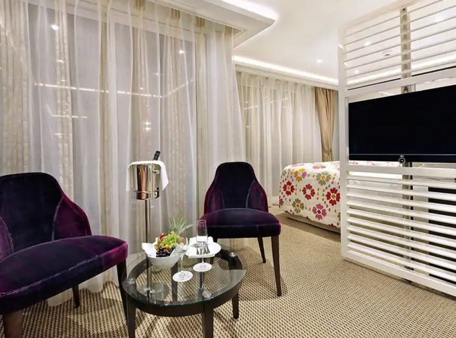 Suite