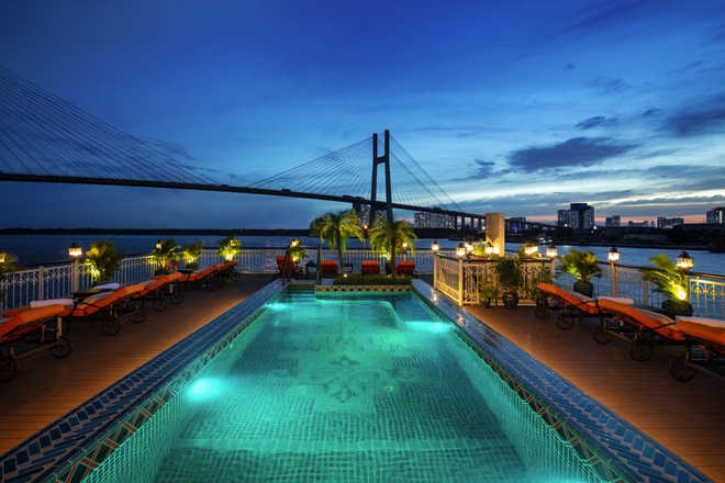Sun Deck 