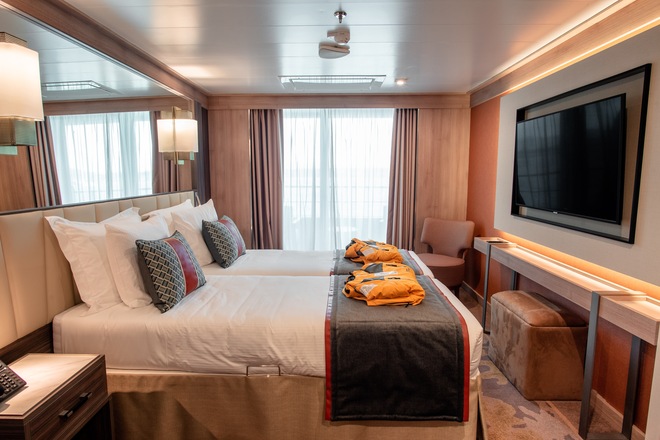 Deluxe Suite