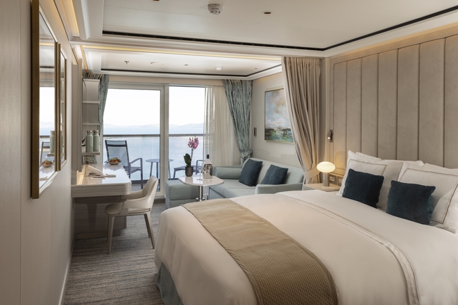 Deluxe Veranda Suite