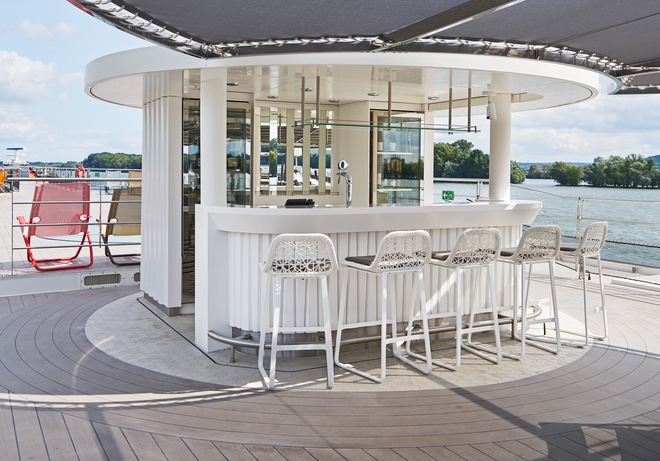 Vista Bar
