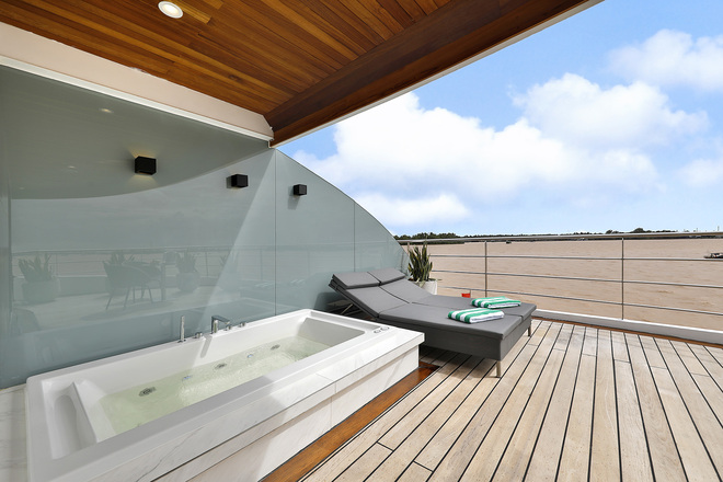 Owner's One-bedroom Suite
