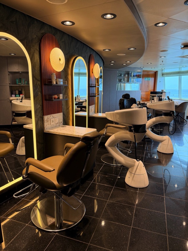 Salon