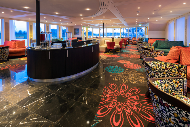 Main Lounge & Bar