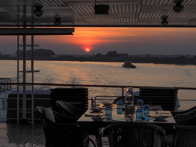 Sundeck