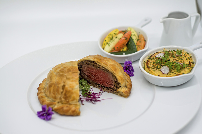 Lumière Restaurant & Champagne Bar