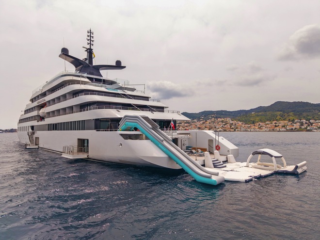 Marina Deck