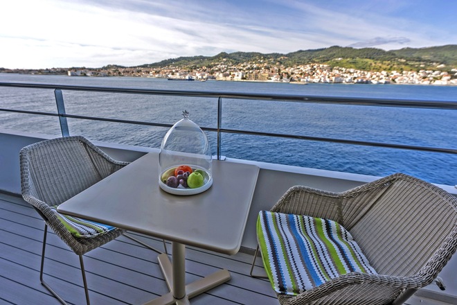 Deluxe Balcony Suite